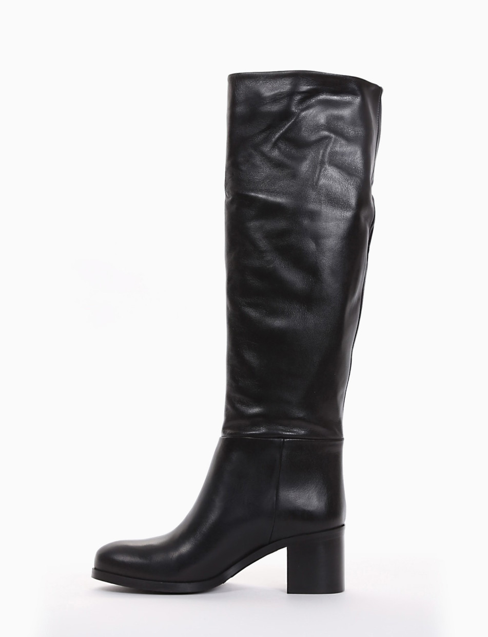 High heel boots heel 5 cm black leather