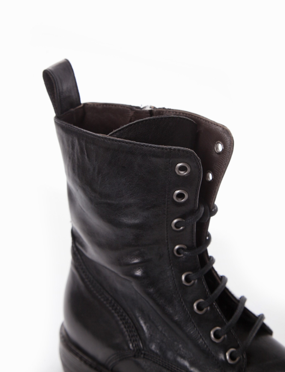 Combat boots heel 2 cm black leather