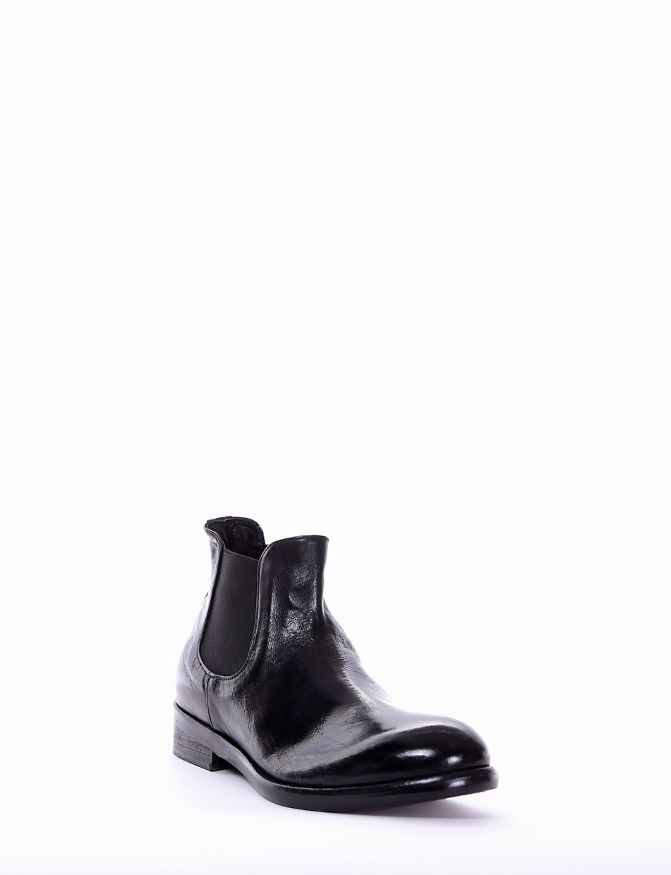 stivaletto tacco 2 cm nero