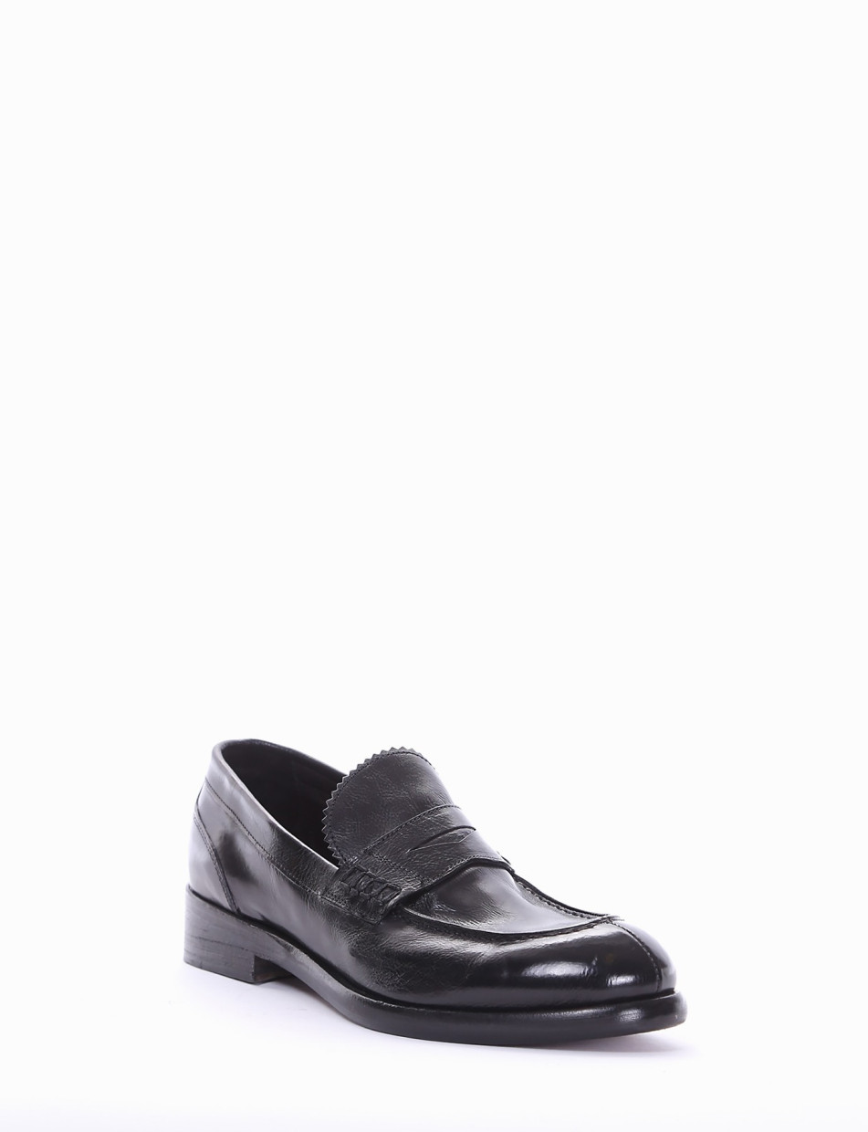 Loafers heel 2 cm black leather