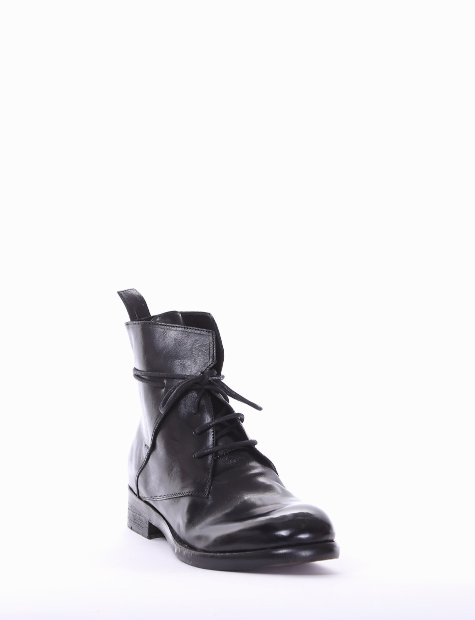 Combat boots heel 2 cm black leather