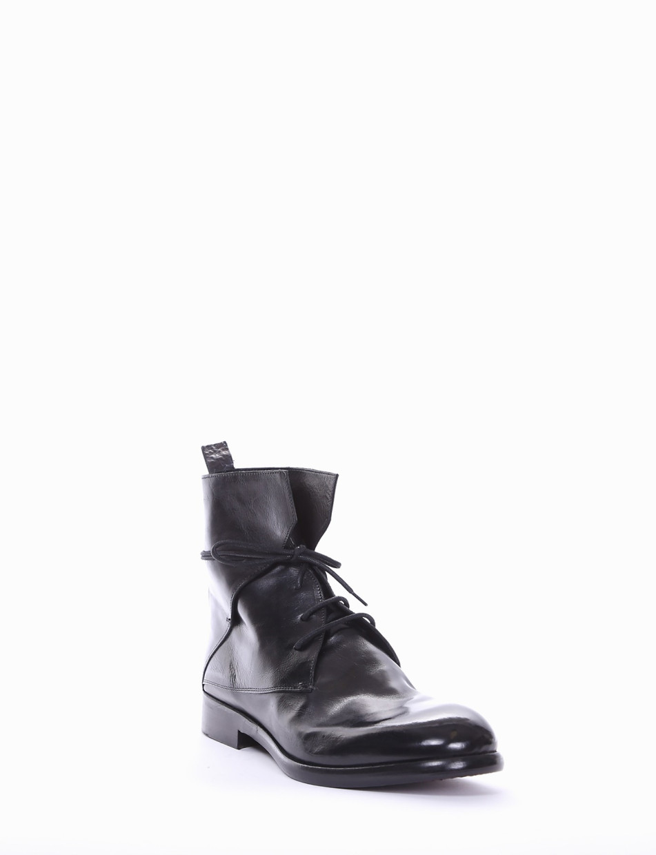 Combat boots heel 2 cm black leather