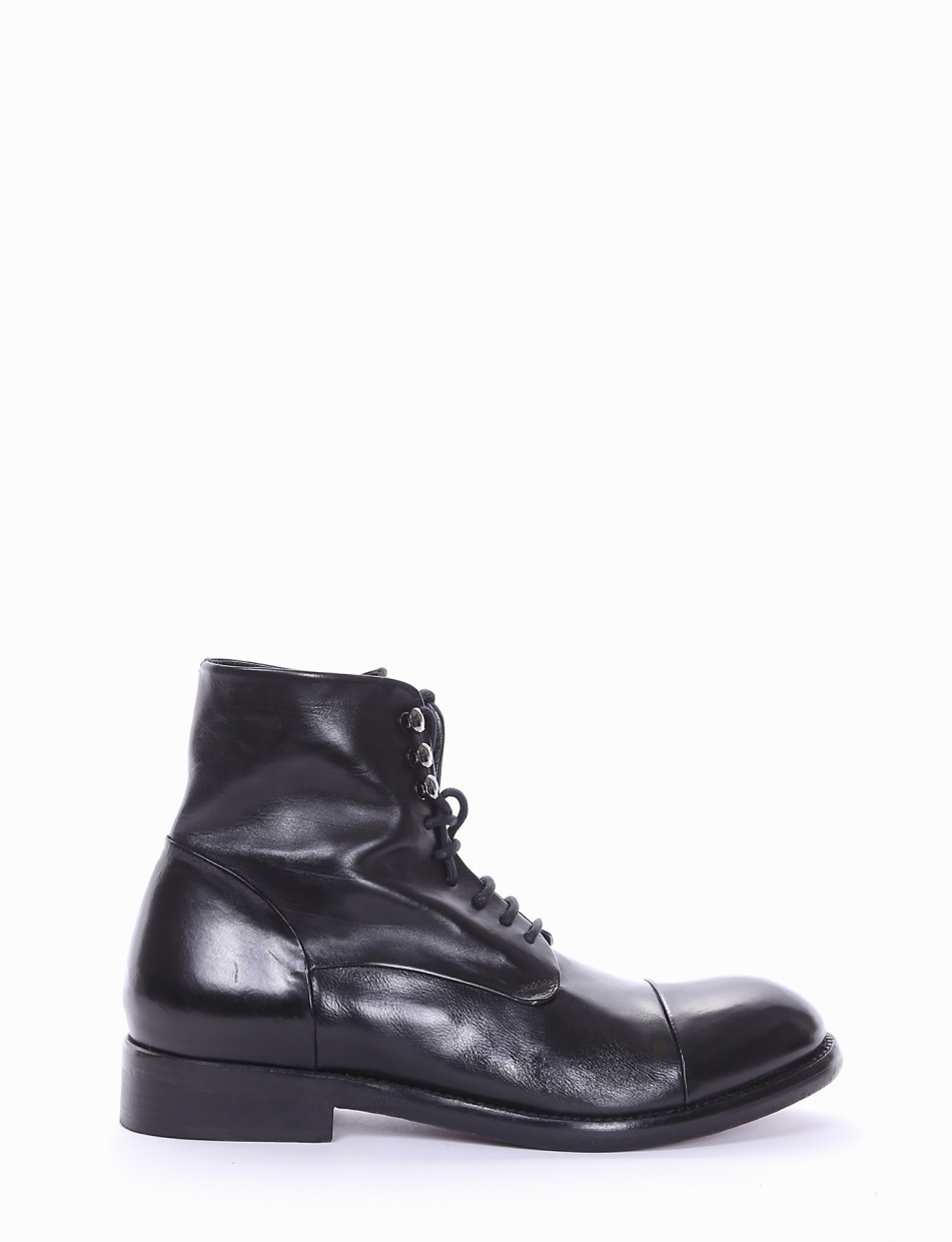 Combat boots heel 2 cm black leather