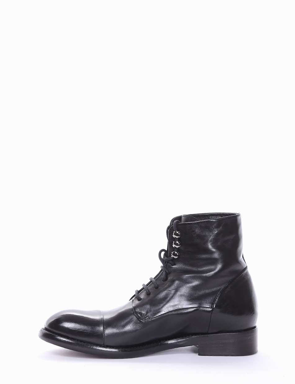 Combat boots heel 2 cm black leather