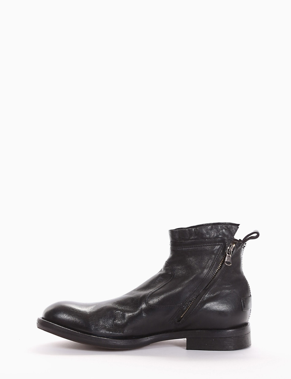 Ankle boots heel 2 cm black leather