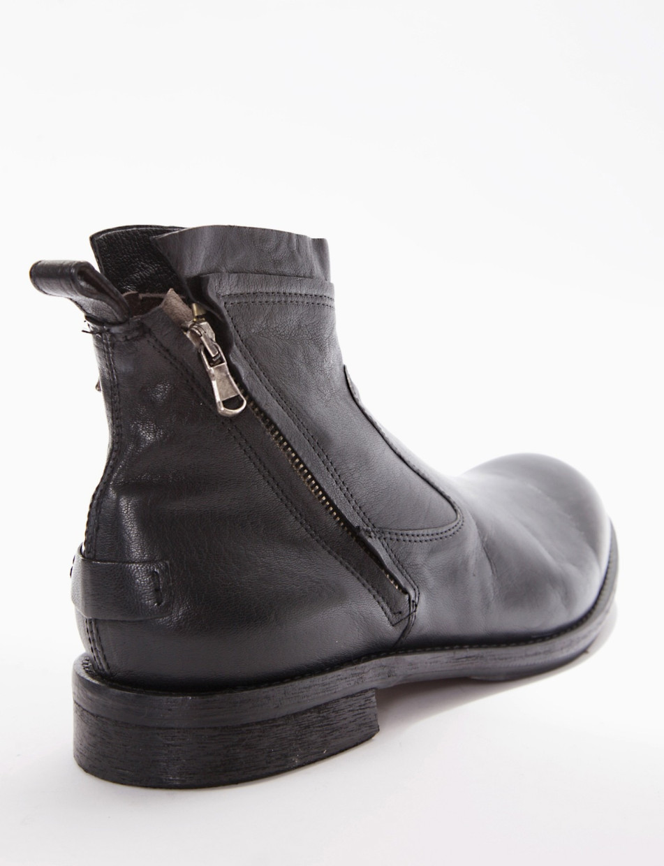 Ankle boots heel 2 cm black leather