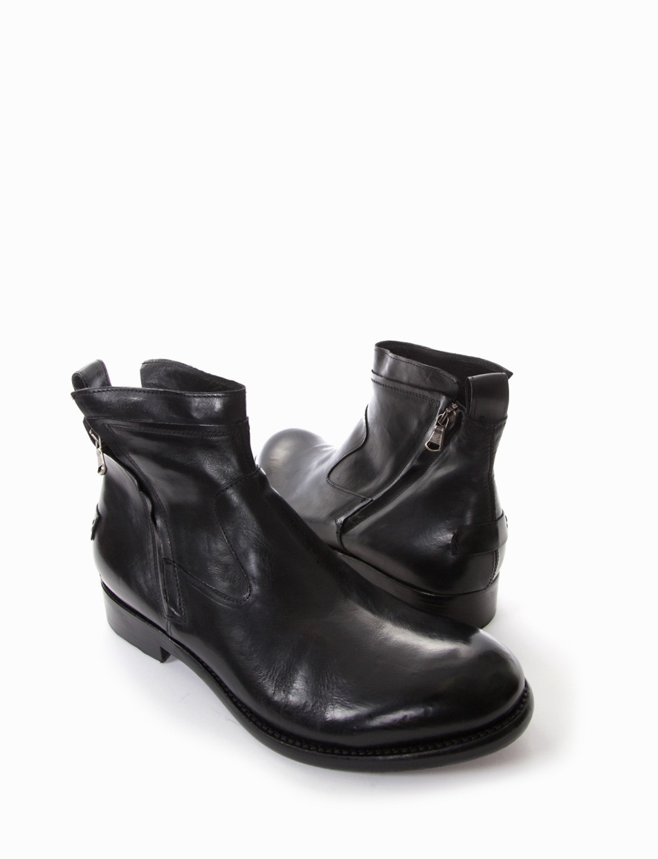 Ankle boots heel 2 cm black leather