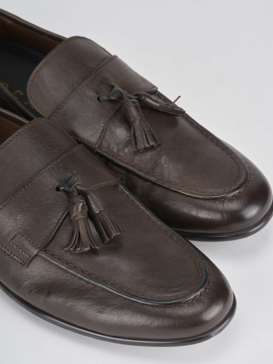 Loafers dark brown leather