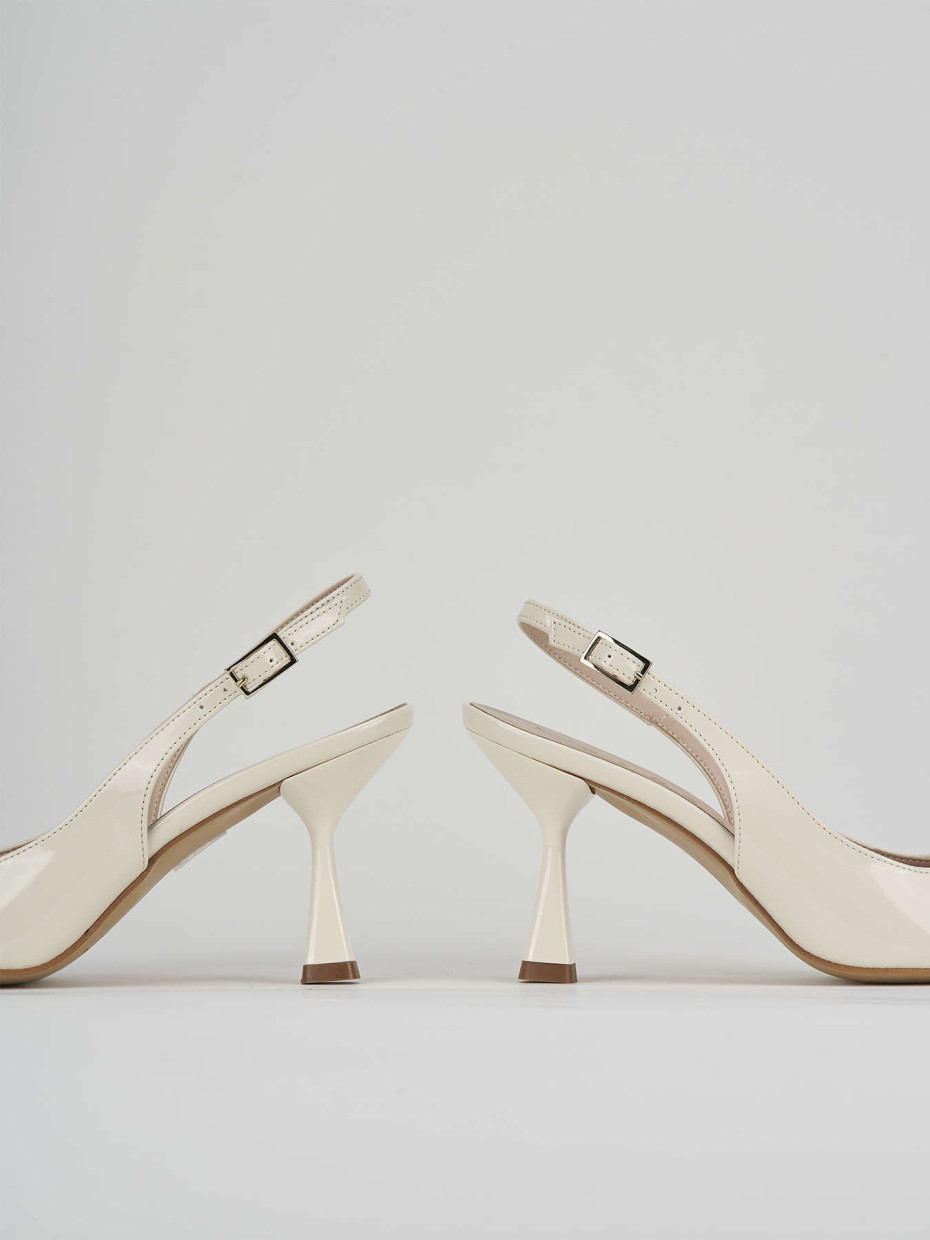 Pumps heel 7 cm white patent