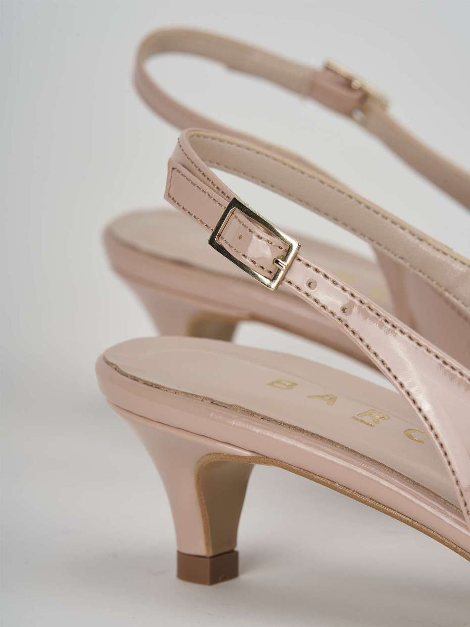 Décolleté e slingback tacco 3cm vernice beige