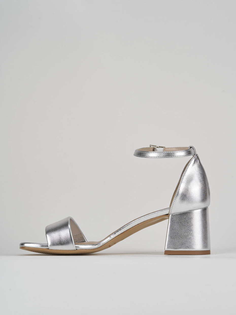 Gray deals sandals heels