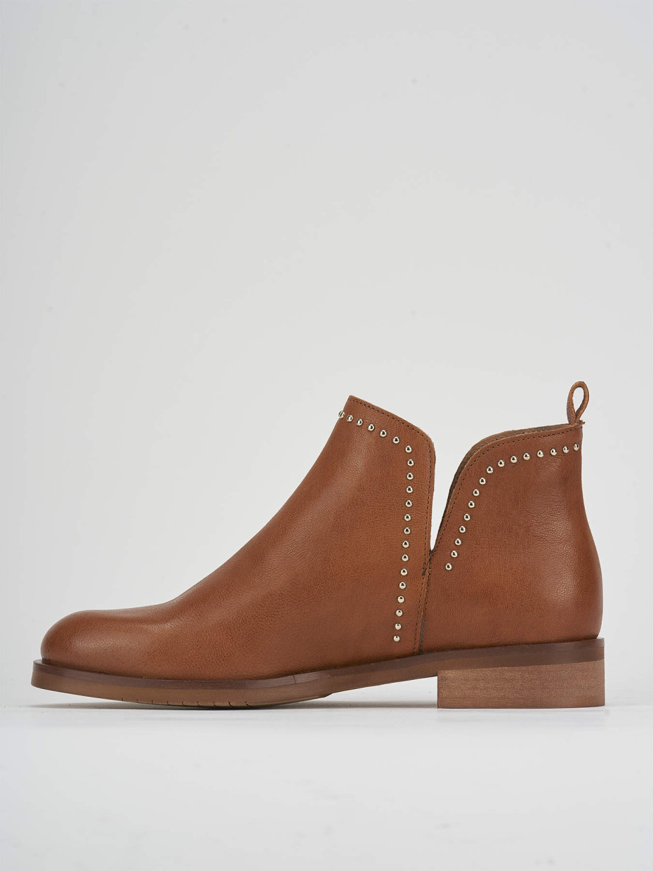Brown leather low heel ankle boots clearance