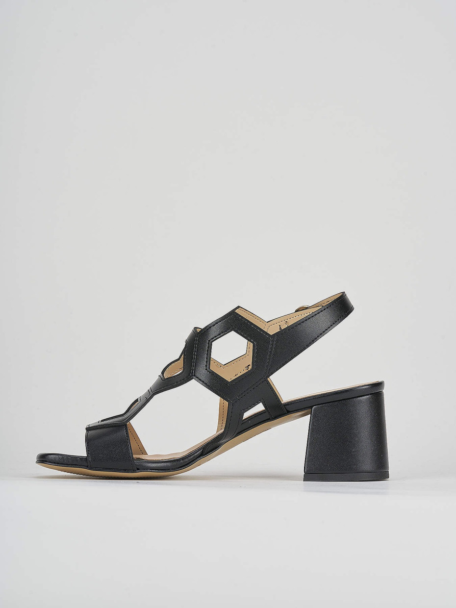 High heel sandals heel 5 cm black leather