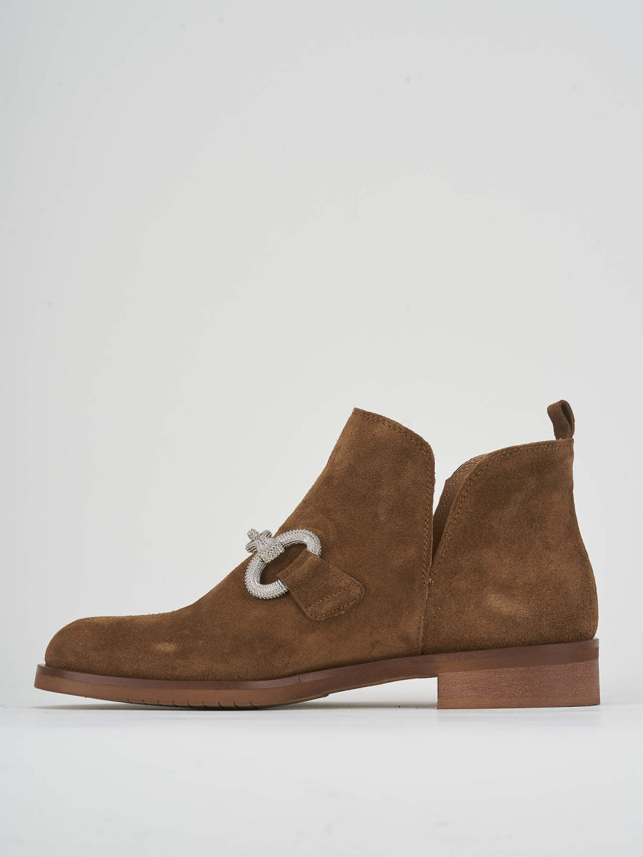 Low heel ankle boots heel 2 cm brown suede