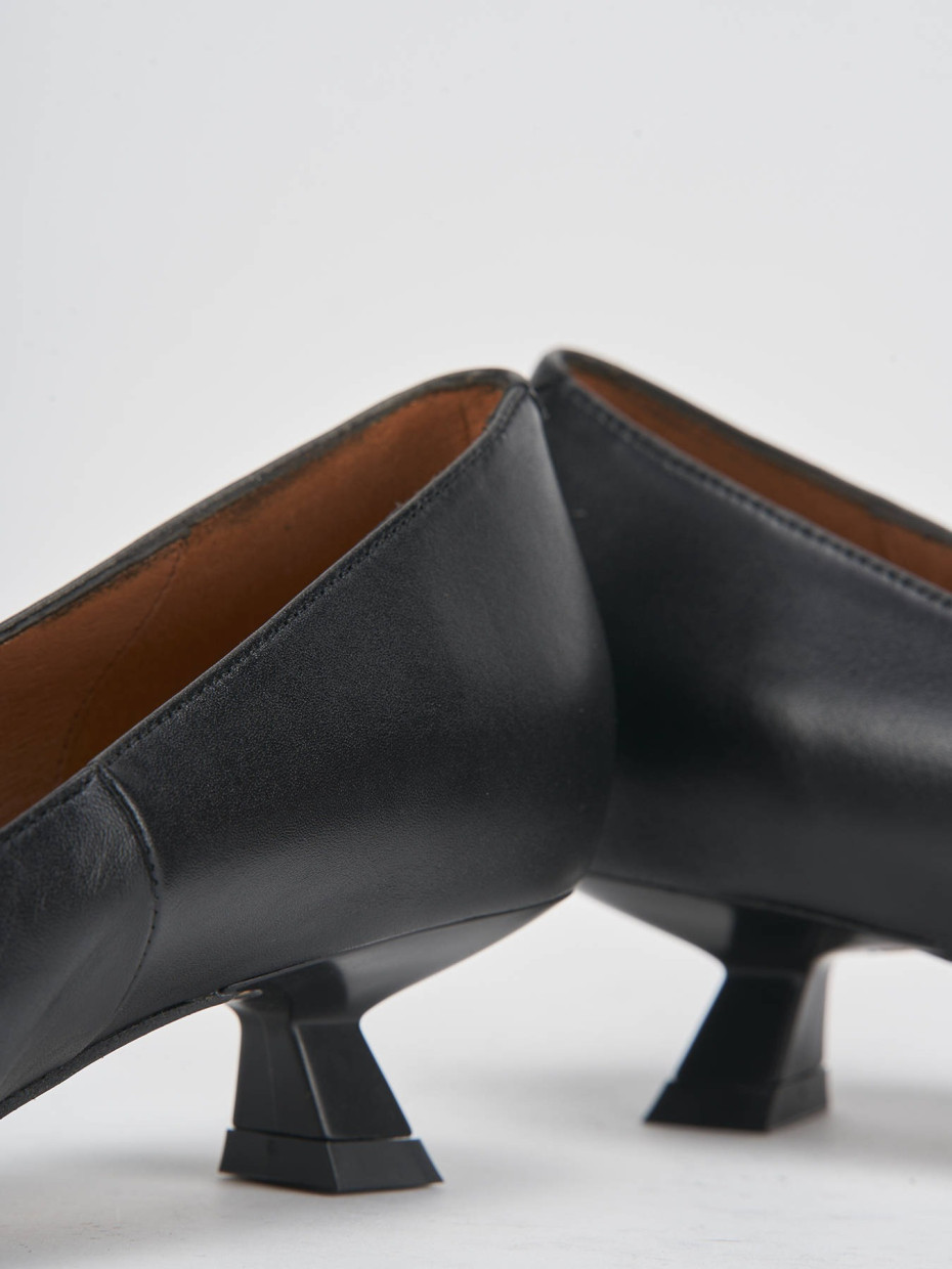 Décolleté e slingback tacco 3cm pelle nero