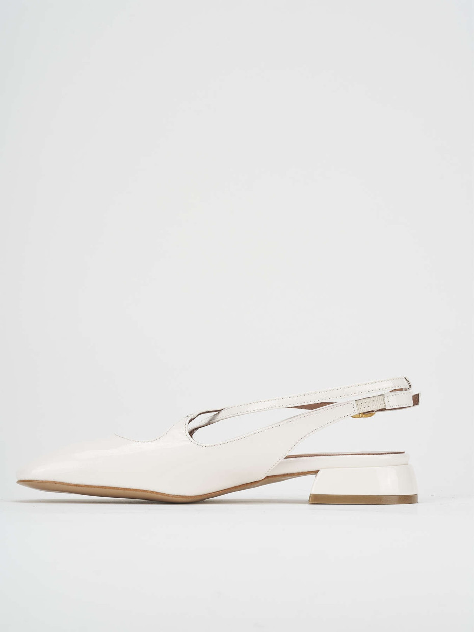 Slingback tacco 3 cm bianco vernice