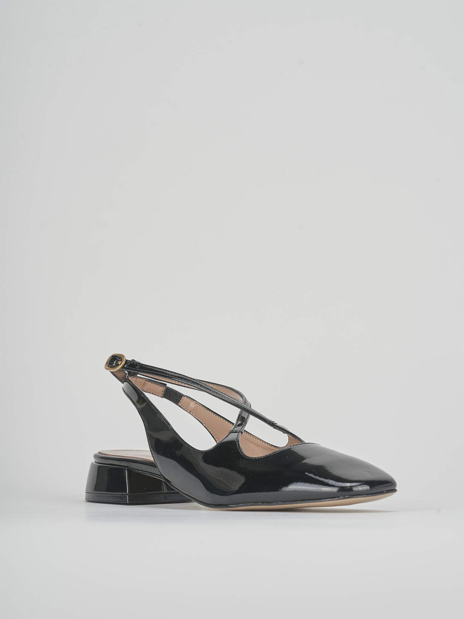 Slingback tacco 3 cm nero vernice