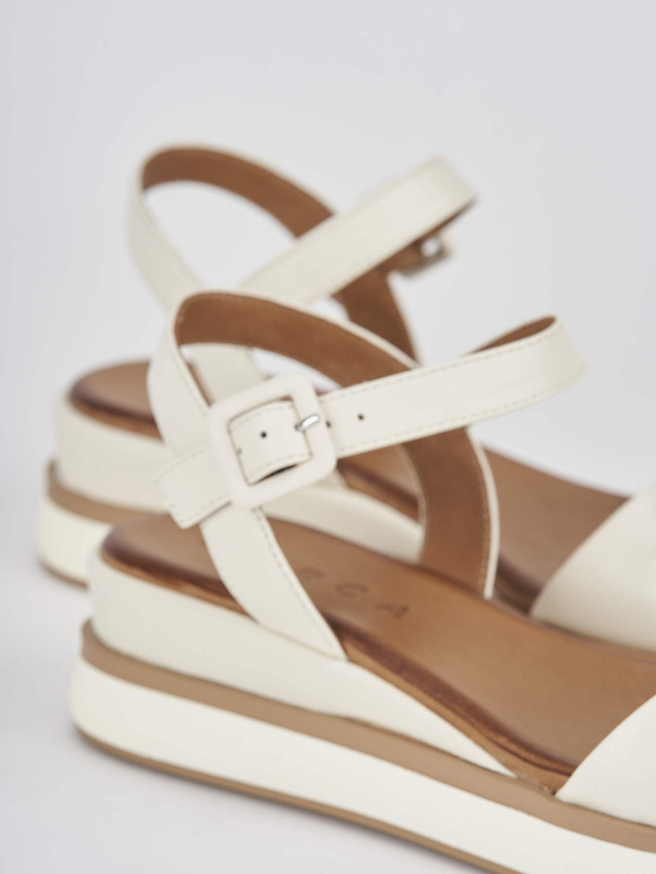 Wedge heels heel 4 cm white leather