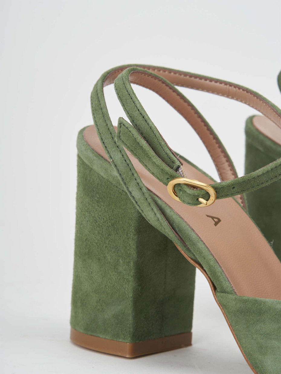 Pumps heel 8 cm green suede
