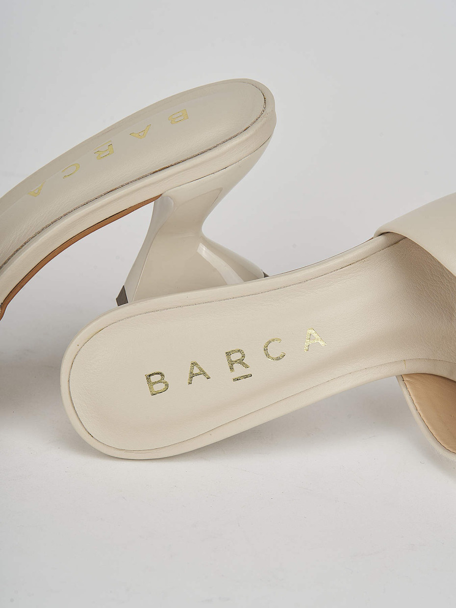 Ciabatte tacco 6cm  beige pelle