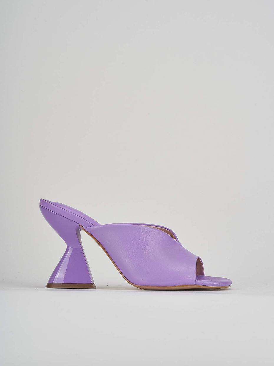 Slippers heel 9 cm violet leather