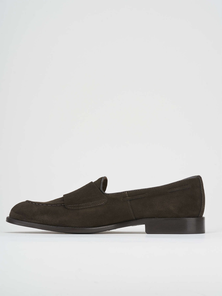 Loafers heel 1 cm dark brown suede