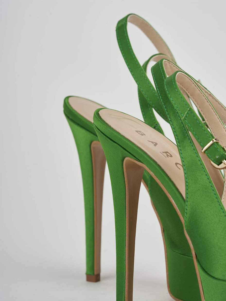 Green top satin pumps