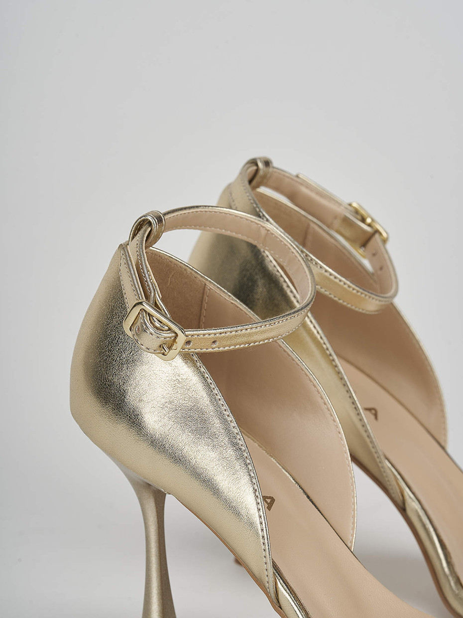 High heel sandals heel 7 cm gold leather