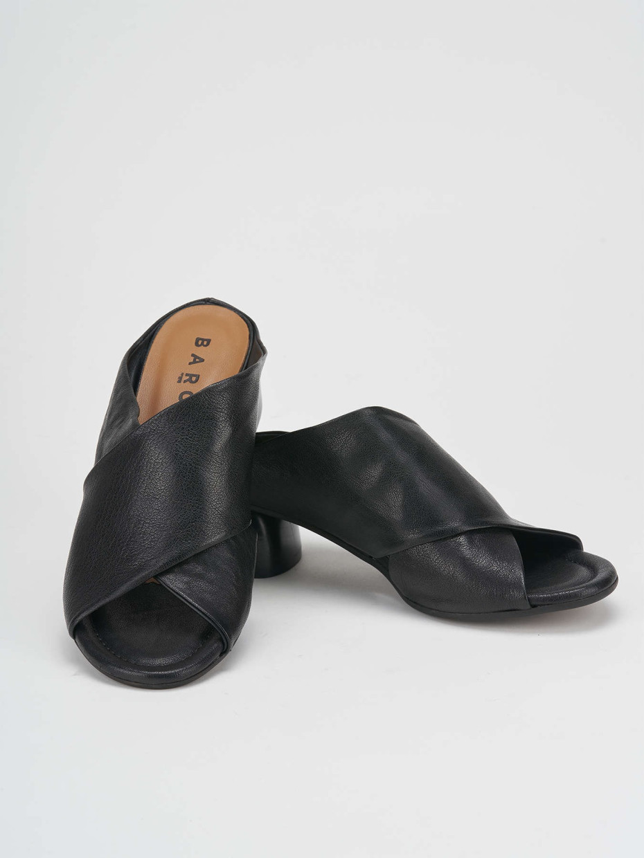 Slippers heel 5 cm black leather