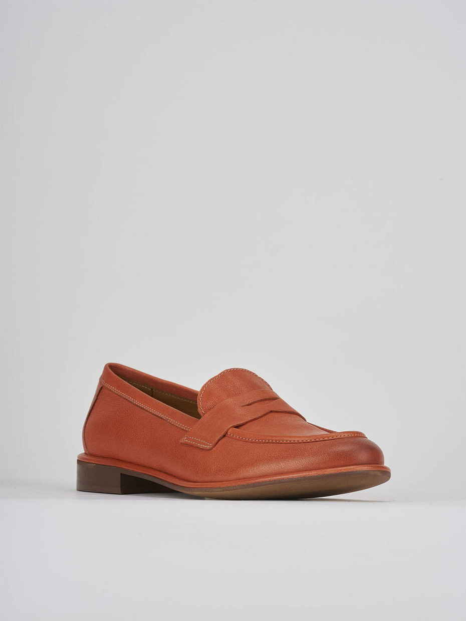 Loafers heel 2 cm orange leather