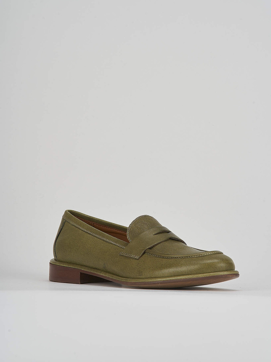 Loafers heel 2 cm green leather