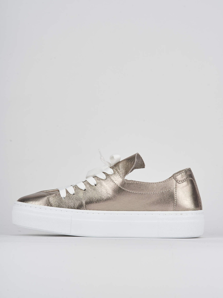 Sneakers silver leather