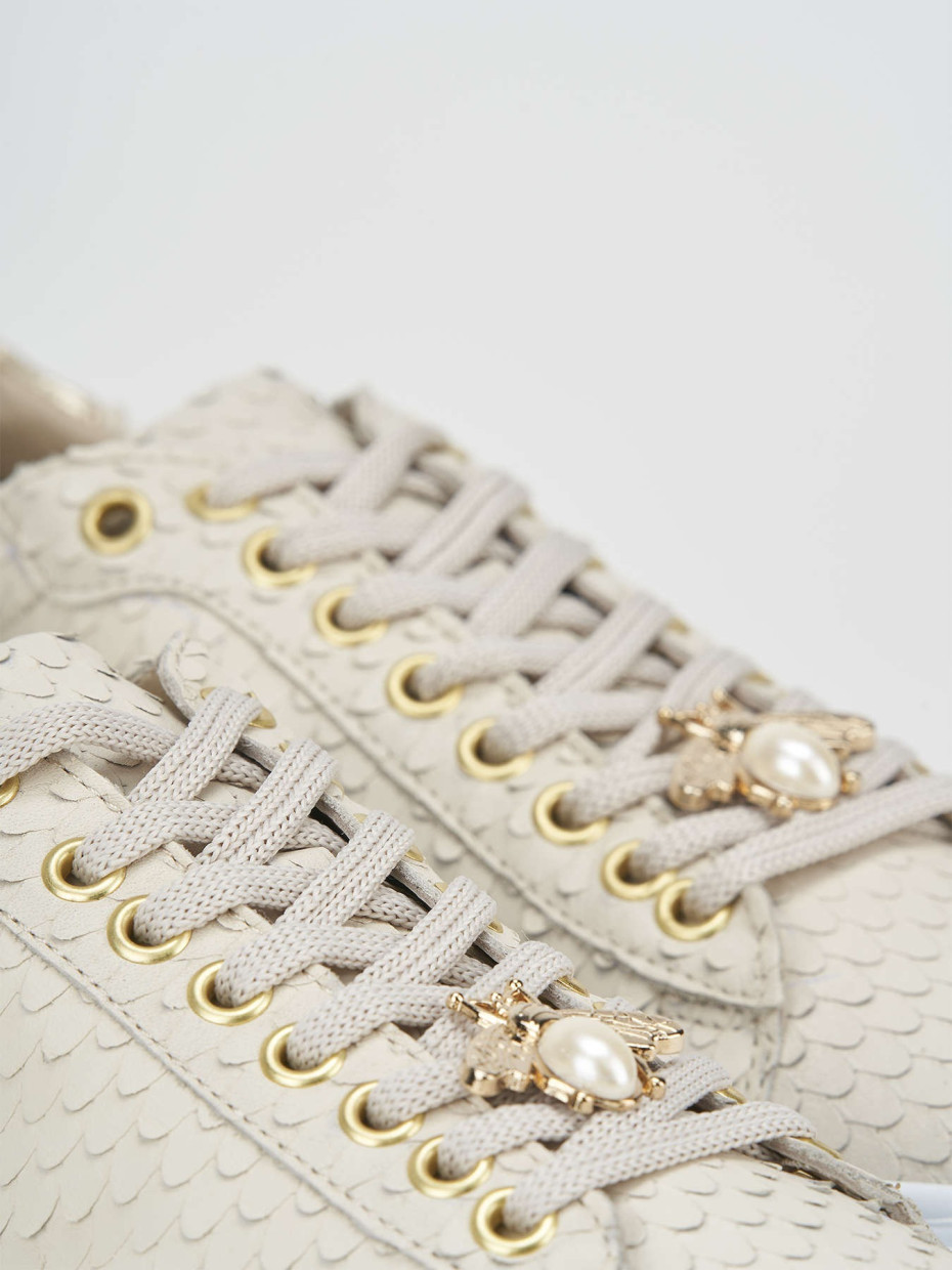 Sneakers white python