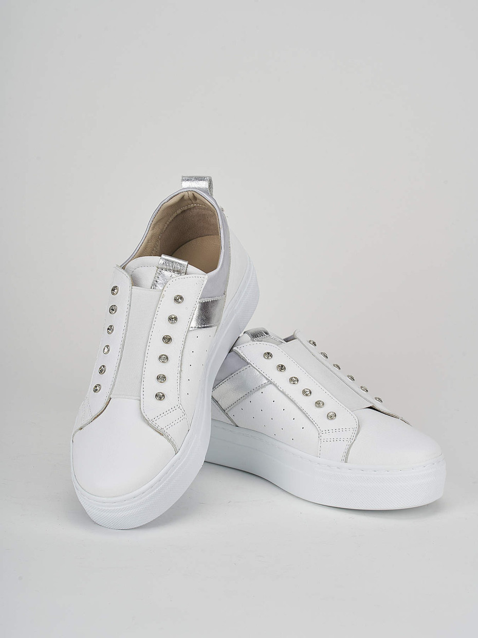 Sneakers white leather