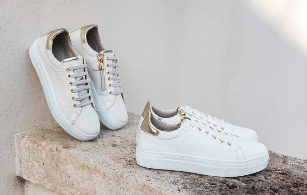 Sneakers white leather