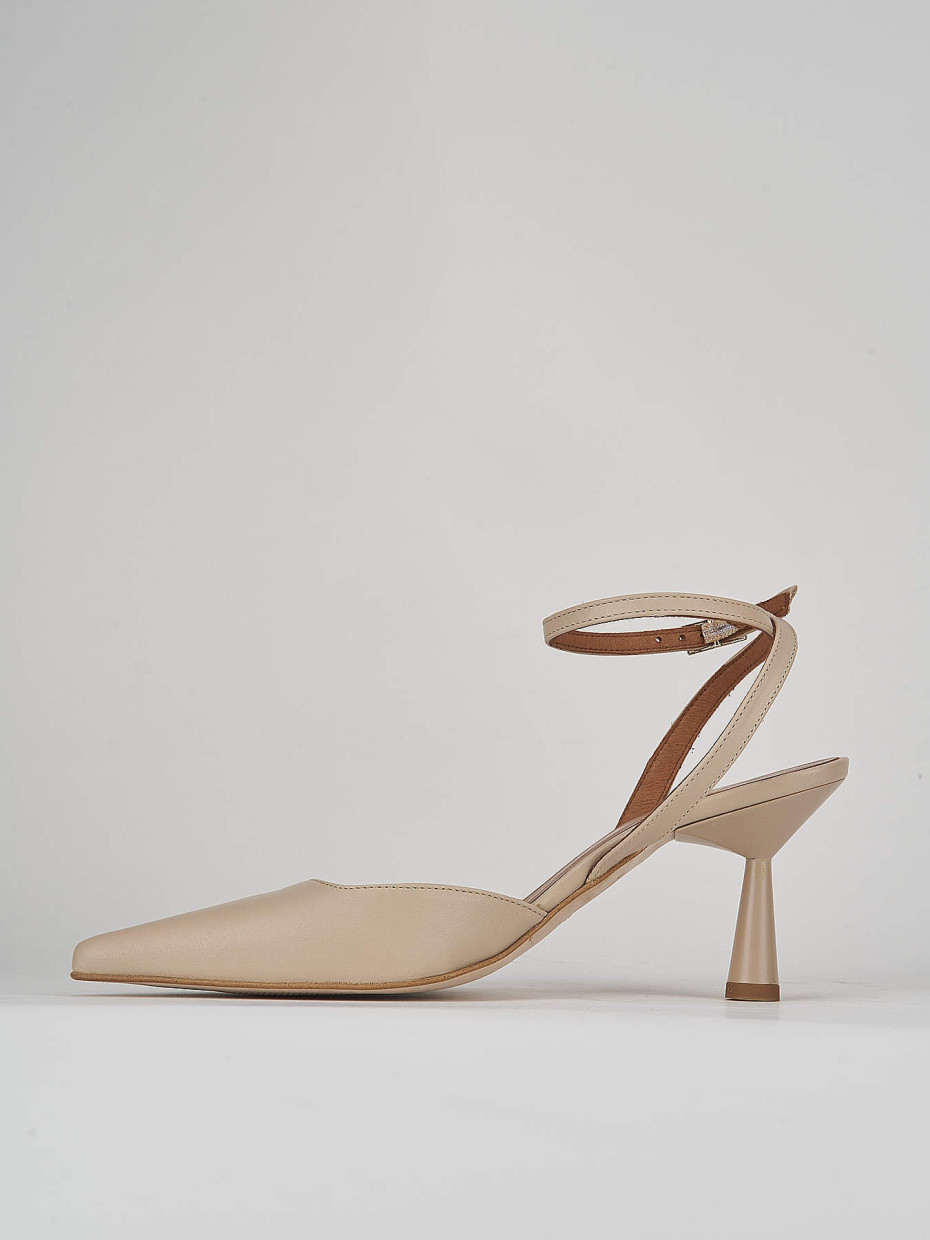 Pumps heel 7 cm beige leather