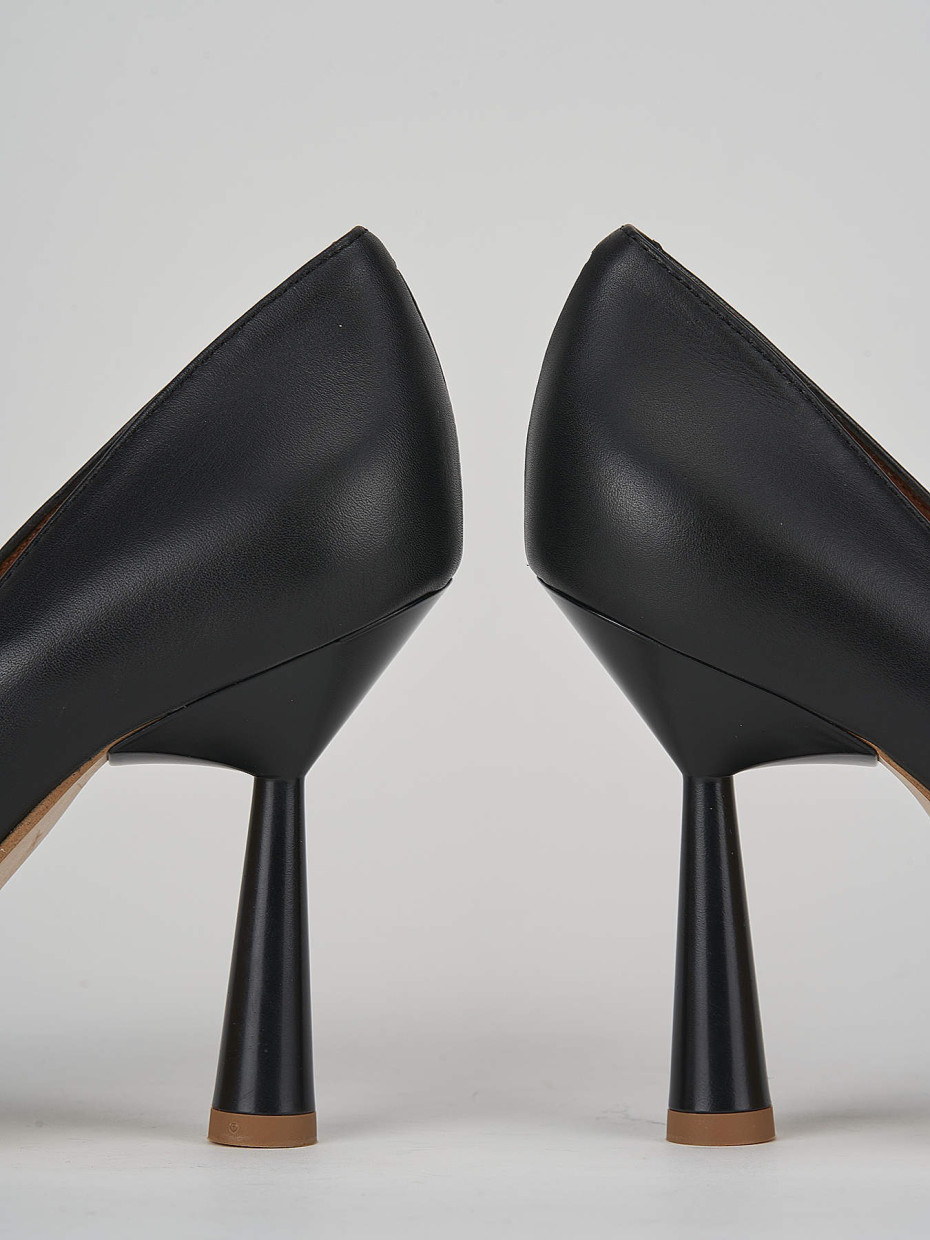 Pumps heel 9 cm black leather