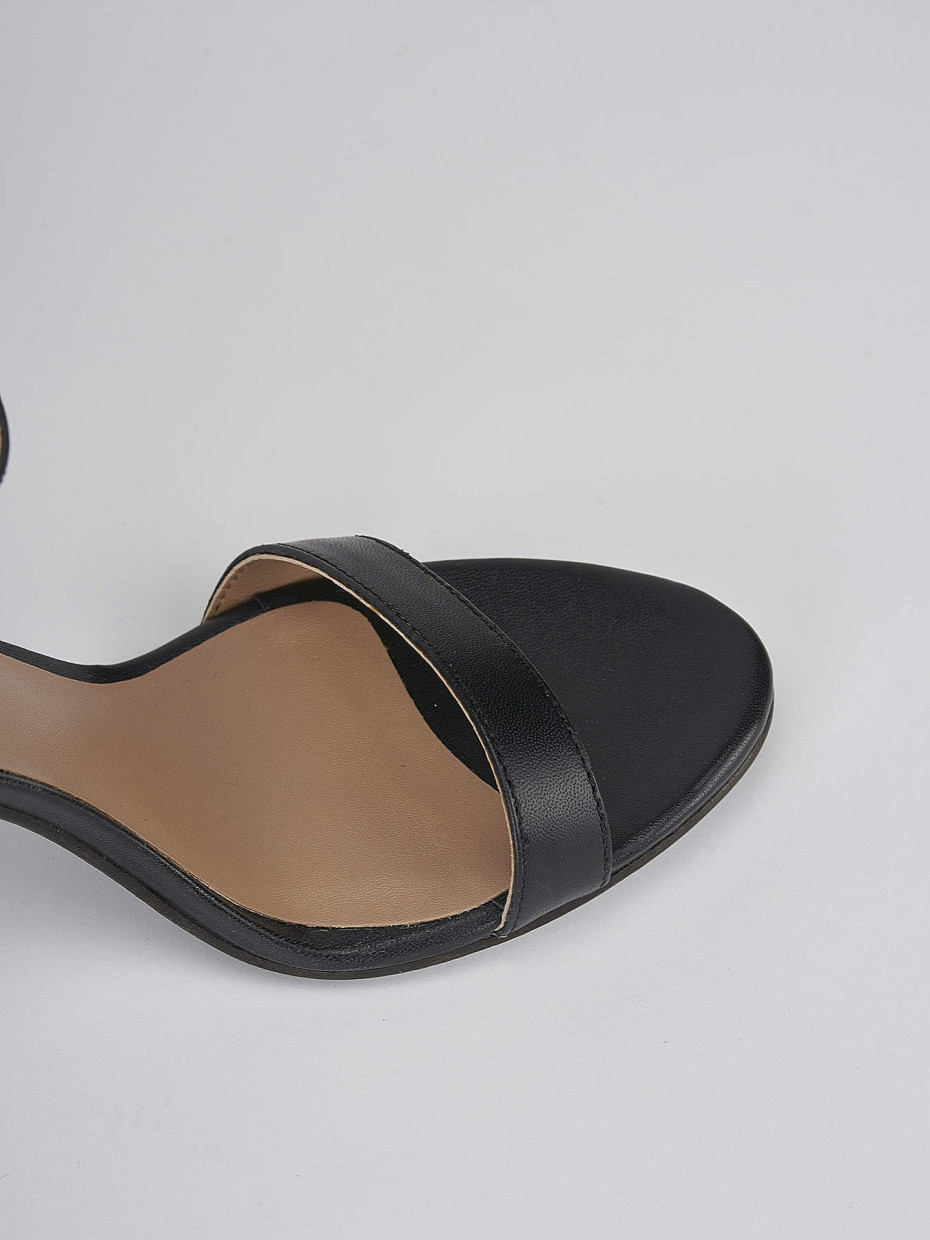 High heel sandals heel 8 cm black leather