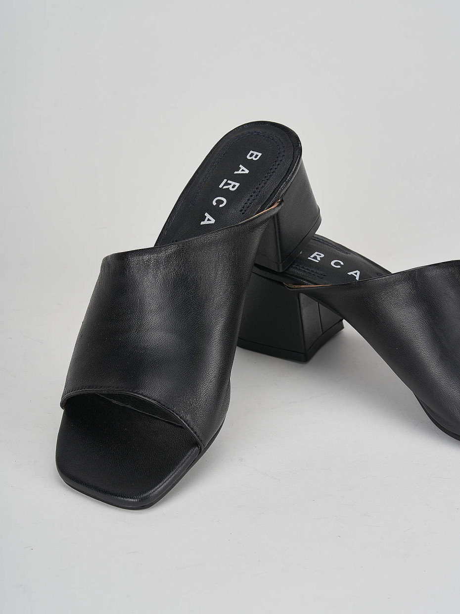 Slippers heel 5 cm black leather