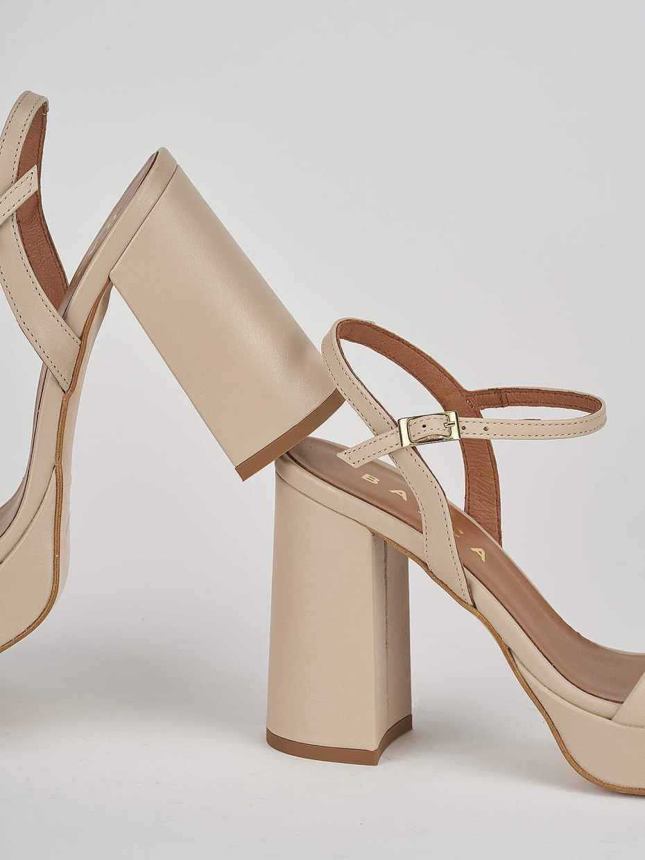 Sandali tacco nude top