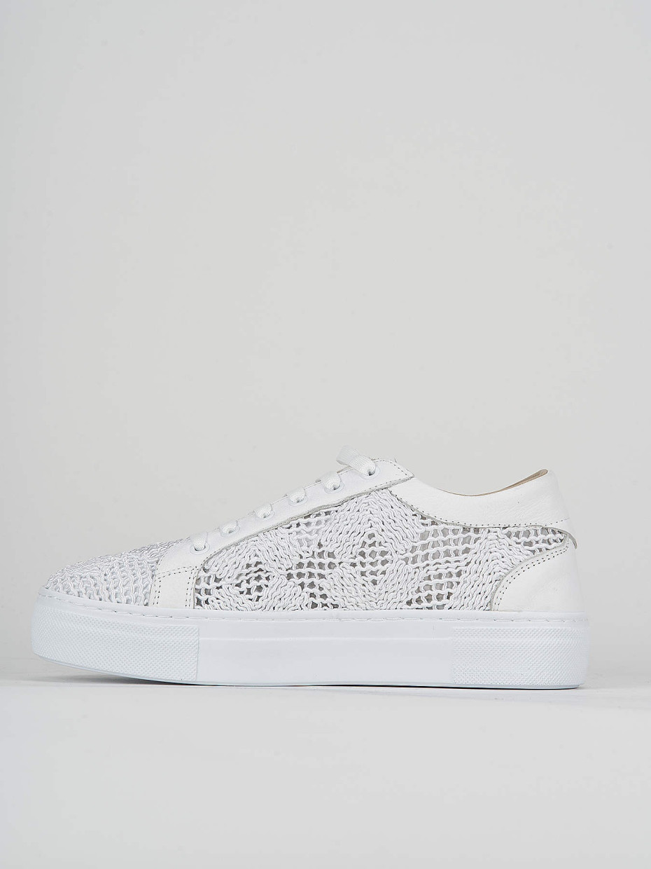 Sneakers white leather