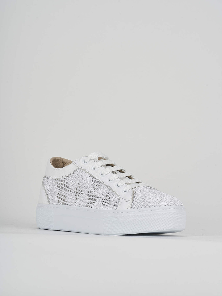 Sneakers white leather