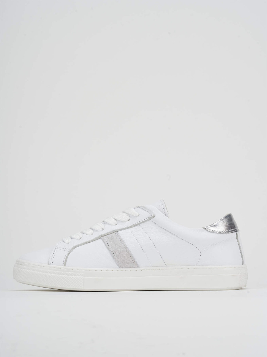 Sneakers white leather