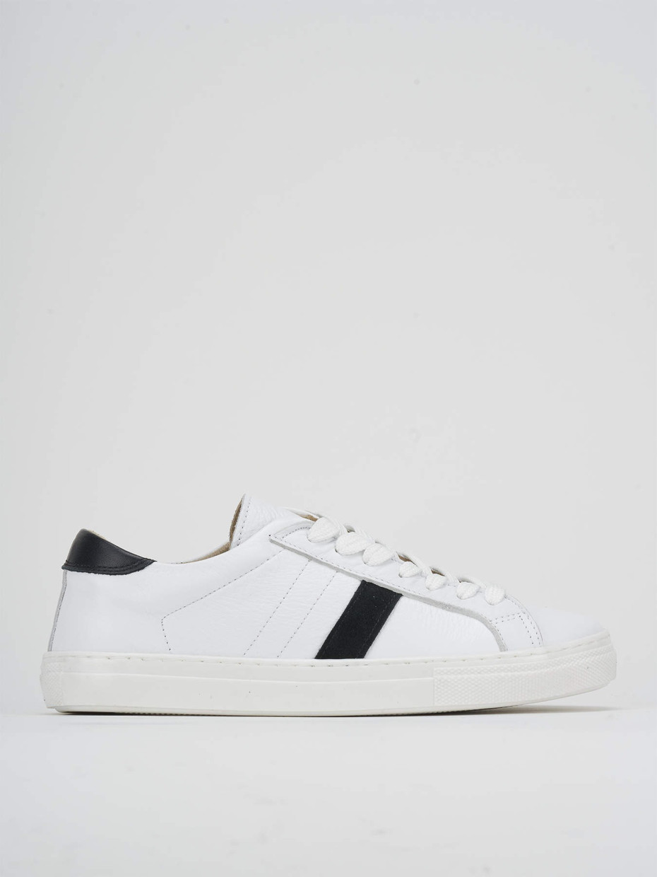 Sneakers white leather