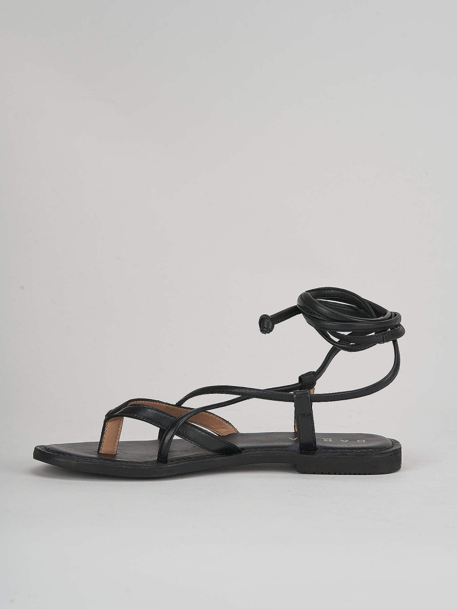 Low heel sandals heel 1 cm black leather