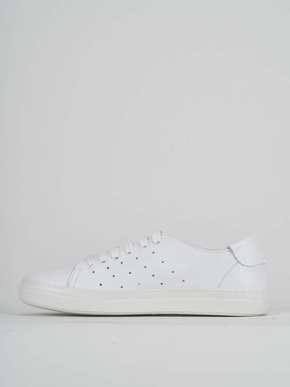 Sneakers white leather