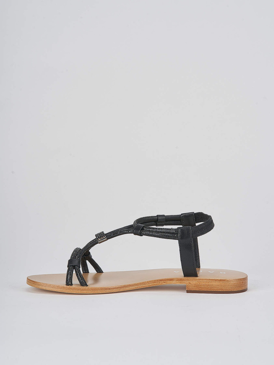 Low heel sandals heel 1 cm black leather