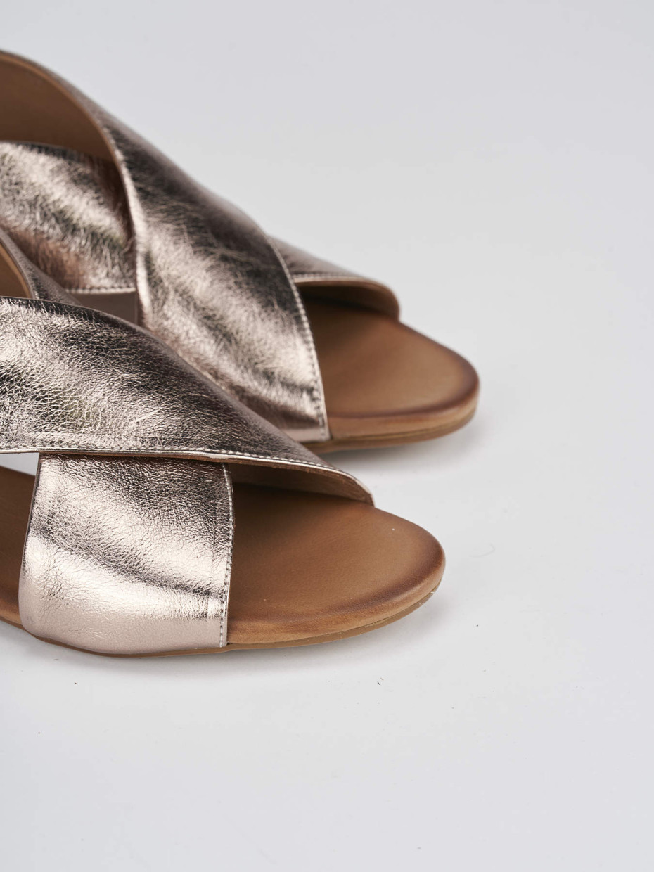 Wedge heels heel 3 cm bronze leather