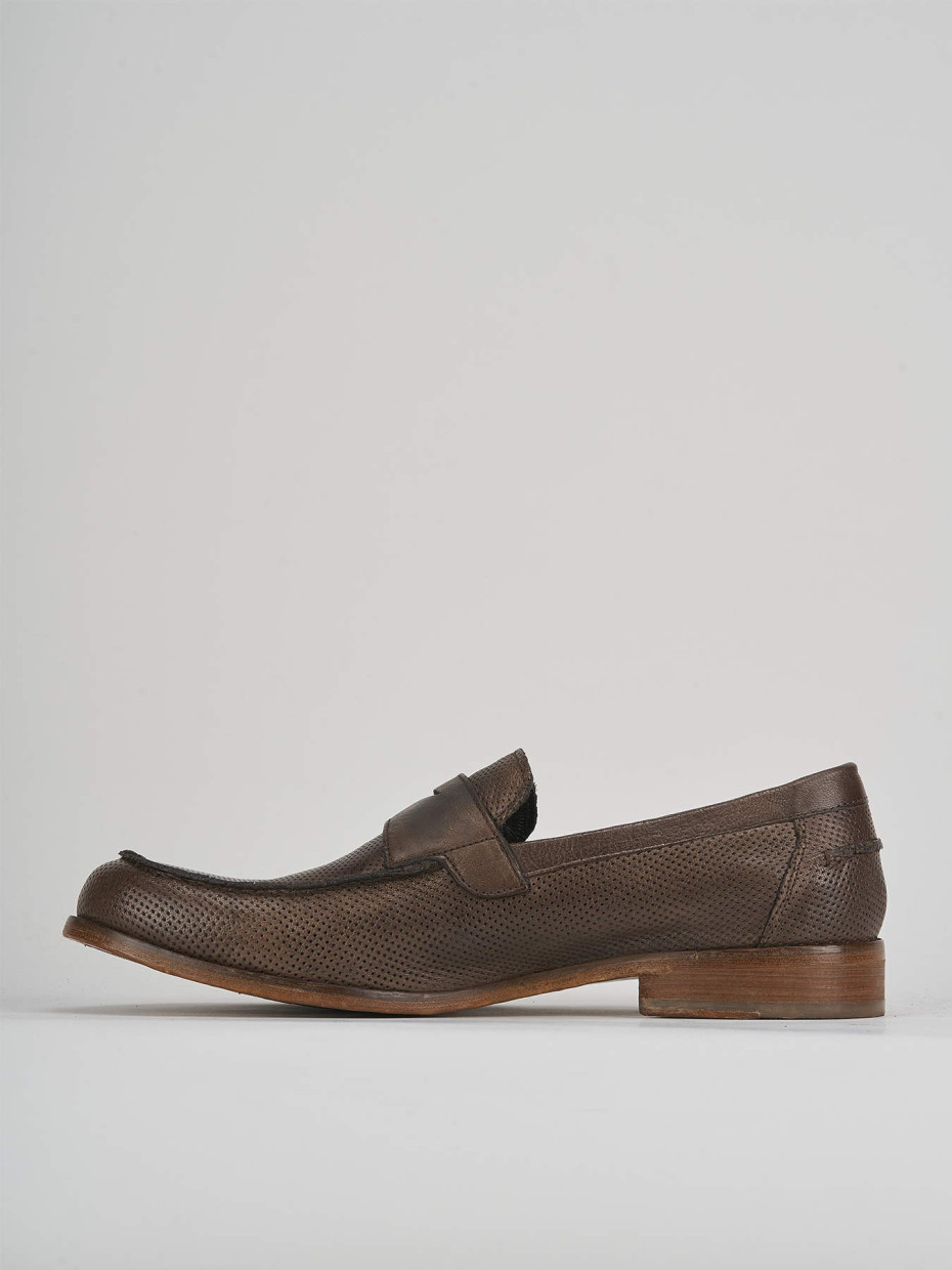 Loafers dark brown leather