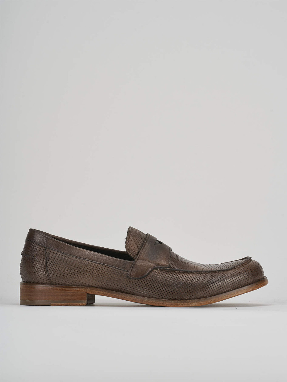 Loafers dark brown leather